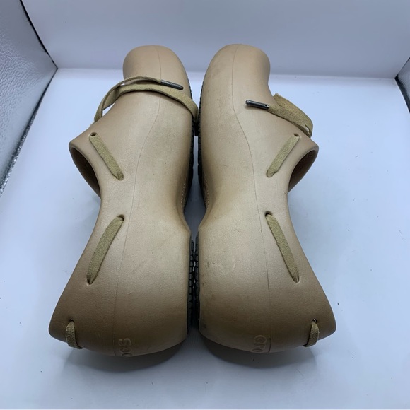 Crocs Tilda Dutch Clog Womens Size 6  Tie Lightweight Shoe EUC RARE - Picture 5 of 6